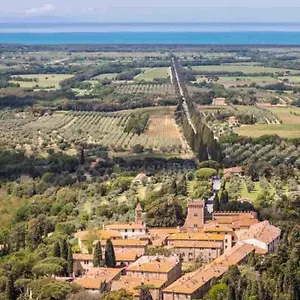 A Pochi Passi Dal Centro Appartamento Bolgheri
